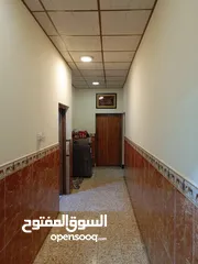  14 بيت في حي الجامعة للبيع