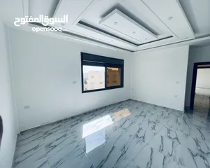  3 شقه للبيع  165م الزرقاء الجديده - جبل المغير تشطيب فندقي موقع مميز منطقه فلل وواجهه معماريه عصريه