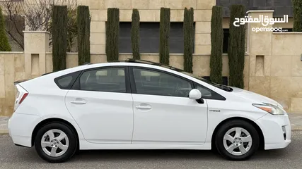  3 تويوتا بريوس 2010 TOYOTA PRIUS كلين تايتل