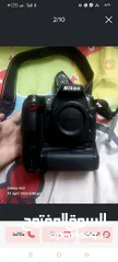  1 كاميرا نيكون دي 90