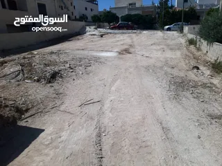  4 أرض سكنية مميزة للبيع في حي الضياء - أبو نصير 374 متر مربع