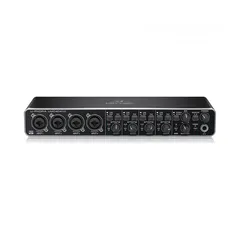  2 Behringer UMC404HD Interface