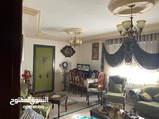  3 شقه للبيع مساحه 194م طابق التسويه سوبر ديلوكس اربد شرق مسجد سامراء