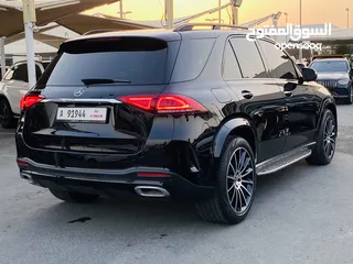  10 Mercedes GLE350 MODEL 2021