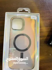  27 iPhone 12 promax 256 بطارية 87 شاشتو فيها شعر والضهر من عند الكاميرات مشعور الجهاز بحالة ممتازة
