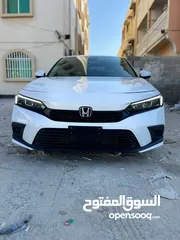  6 Honda civic 2023 full option1.5Tcc