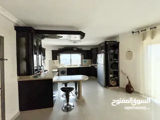  5 رووف للبيع  في البالوع لقطة بسبب السفر