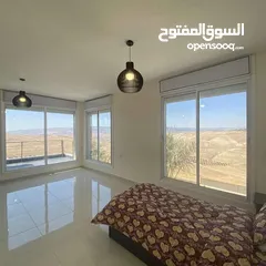  11 فيلا ألمها مزارع تل الرمان والسليحي تعبد عن قلب العاصمه عمان صويلح بتحديد 10 دقائق بإتجاه جرش