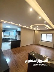  18 شقة 200م للبيع خلدا قرب اكاديمية عمان