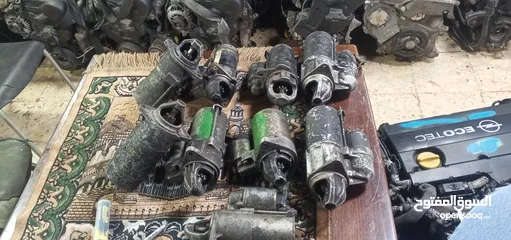  21 محلات سائر قرقش لبيع قطع الغيار الاوبل و يوجد قسم ميكانيك جديد ومستعمل قطع بدي وقطع ميكانيك