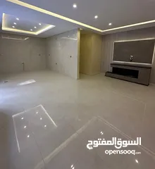  3 شقة ارضيه مع مدخل خاص في الجبيهة حي ام زويتينه بتشطيب فندقي