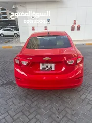  4 Chevrolet Cruz