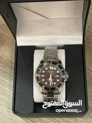  1 ساعة رجالي جديدة من ماركة vodrich