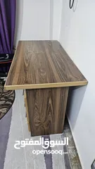  4 مكتب خشب في حالة جيدة، خشب كويس وثقيل