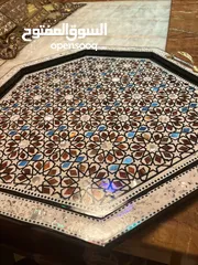  2 صينية مزغرفة من الطراز الرفيع حجم كبير بتوسع اكتر من 17فنجان الوانها روعةة