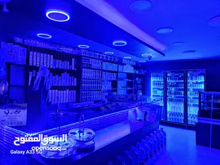  11 محل كافتيريا