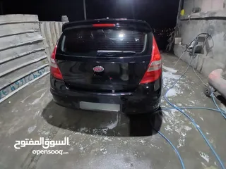  2 هونداي i30 بيت لحم  دهان جديد سياره فحص نظيف بصلاة ع النبي البيع بسبب التجديد فقط