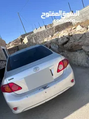  4 سيارة تويوتا روبوتي موديل 2008