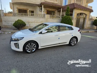  25 هونداي ايونك 2018 فل كامل فحص كامل عداد 130Km مالك 1 فقط