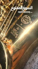  6 ساكسوفون طقريبا جديد بحالة ممتازه مع ستاند و ستراب  Alto Saxophone like new in excellent condition