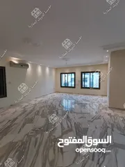  22 شقة فارغة - دير غبار - 4نوم 2ماستر - 360م - بلكونات بإطلالة مميزة - قرب الخدمات