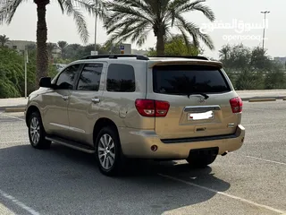  7 Toyota Sequoia Limited 2015 (Beige)