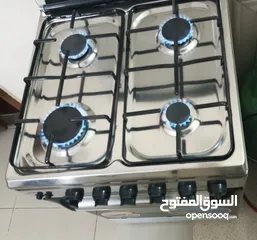  4 فرن غاز سامكس بحاله ممتازه للبيع شغال 100٪ من فوق و تحت