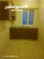  5 روف للايجار ضاحيه الرشيد الاجره شهريه 180