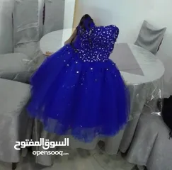  1 فساتين للبيع
