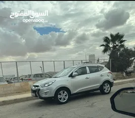  4 هيونداي توسان 2011 أعلى صنف