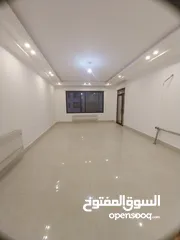  2 خلدا 245م طابق اول بسعر مناسب