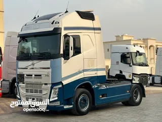  3 ‎ Volvo tractor unit automatic gear راس تريلة فولفو جير اتوماتيك 2016
