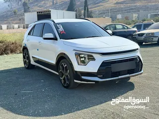  1 KIA NIRO 2023
