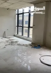  3 مكتب للبيع دفعة وأقساط - سعر مغري عالكاش