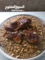  7 شيف شرقي وغربي وسلطات ابحث عن عمل خبرة في الاكل العربي والغربي والسلطات خبره اكثر من 15سنه