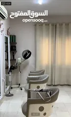  4 صالون نسائي راقي للبيع متكامل بجميع المعدات Women salon for sale