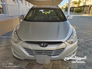  4 Hyundai Tucson 2014. Price 2,200 Omr. Serious buyer only.