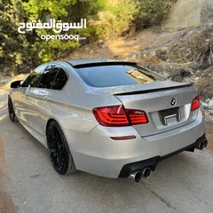  2 Bmw f10 525i 2500cc 2012