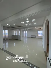  2 عمارة خمس طوابق بأطلاله على شاطئ البحر بثلاث جهات