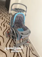  2 عرباية أطفال فخمة ومريحة جدا ولها عدة وضعيات