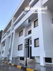  1 شقة راقيه جديدة للبيع في مدينة طرابلس منطقة السياحية داخل المخطط بالقرب من المعهد النفط
