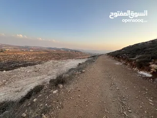  7 قطعه ارض باطلاله رائعه للبيع بسعر مغري وللتجاره