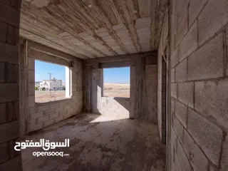  12 فيلا قيد الإنشاء للبيع من المالك مباشرة