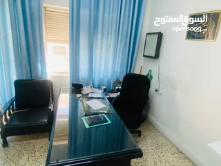  5 عيادة طب عام مع معداتها للبيع بدون الرخصه