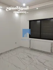  11 شقة فاخرة للبيع في الجاردنز  - خلف الدستور 155م مع ترسات 150م تشطيب سوبر ديلوكس لم تسكن