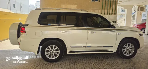  3 لاند كروزر 2016