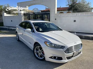  1 Ford fusion 2015 Titanium