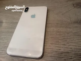  4 XS Max بسعر مغري جدا