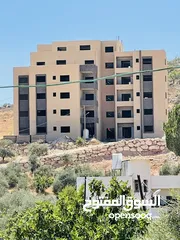  2 ابو عثمان الزفزاف والجرانيت
