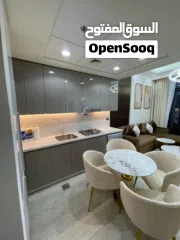  6 شقه كامله الخدمات غرفه وصاله بجوار اكبر بحيره صناعيه بأقل سعر بكل دبي